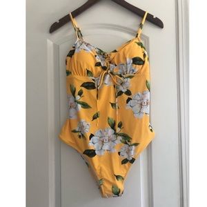 Cupshe floral print one piece swimsuit